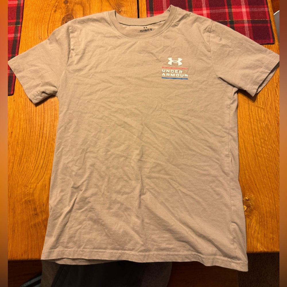 Boys YL Under Armour TShirt